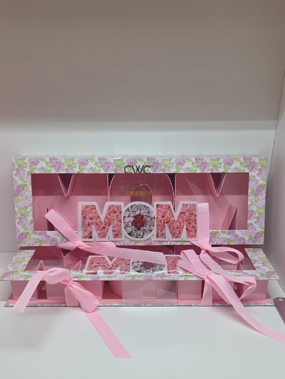 CWC Pink "MOM" Floral Gift Box - Home Holiday